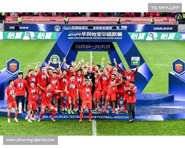 上港在中超联赛中的战绩与表现分析及未来发展方向探讨 上港在中超联赛中的战绩与表现分析及未来发展方向探讨